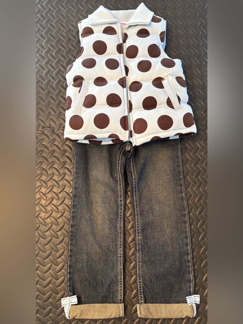 Gymboree Polka Dot Puffer Vest and Dark Wash Jeans Set, Light Blue & Brown Small